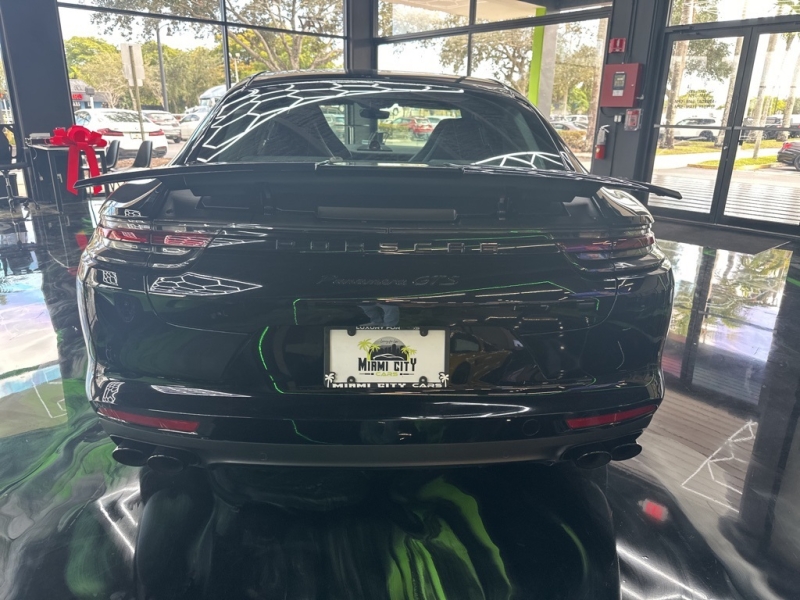 2020 Porsche Panamera