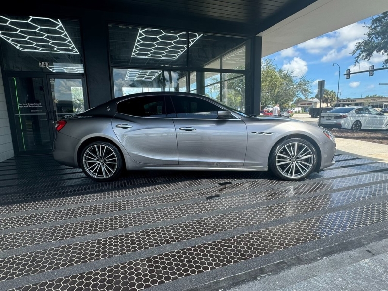 2020 Maserati Ghibli