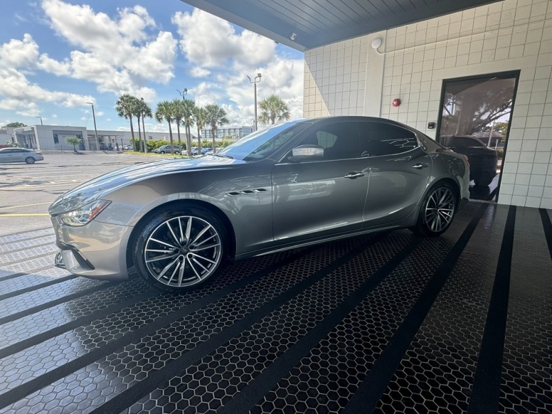 2020 Maserati Ghibli