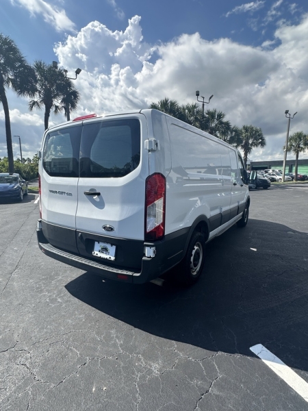 2021 Ford Transit-250