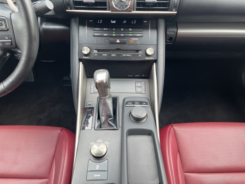 2018 Lexus IS