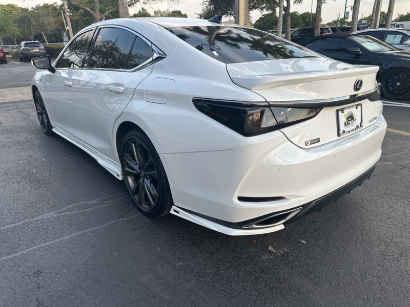 2019 Lexus ES