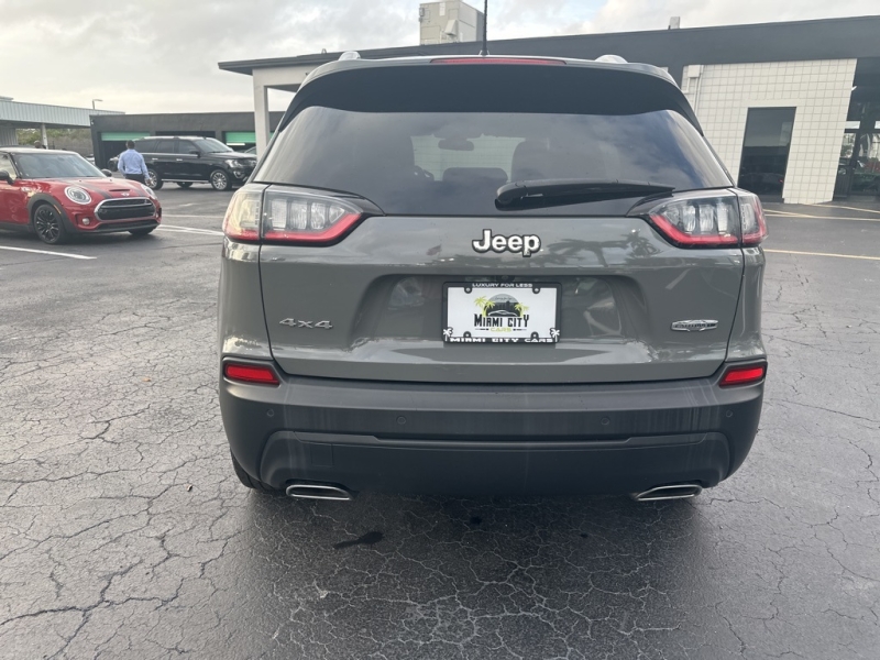 2020 Jeep Cherokee